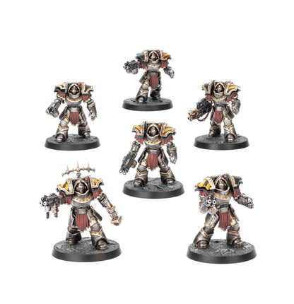 Cataphractii Terminators with Combi-bolters and Power Fists